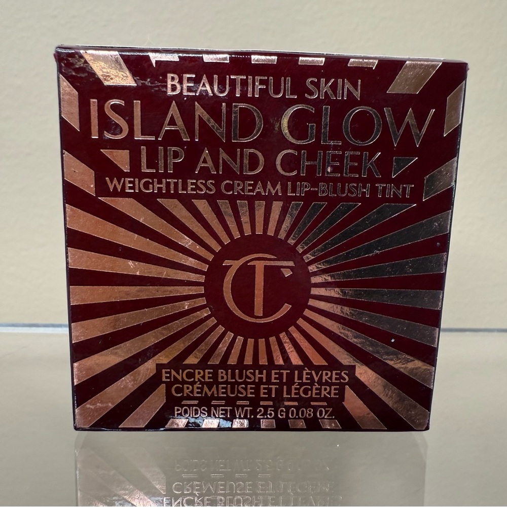 Charlotte Tilbury Island Glow Lip and Cheek Weightless Cream Lip-Blush Tint
